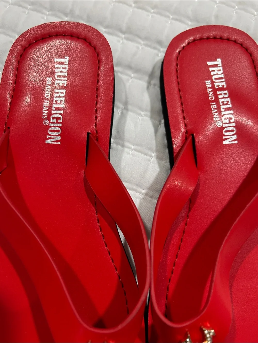 True Religion Red Leather Flip Flop Sandals with Gold Horseshoe